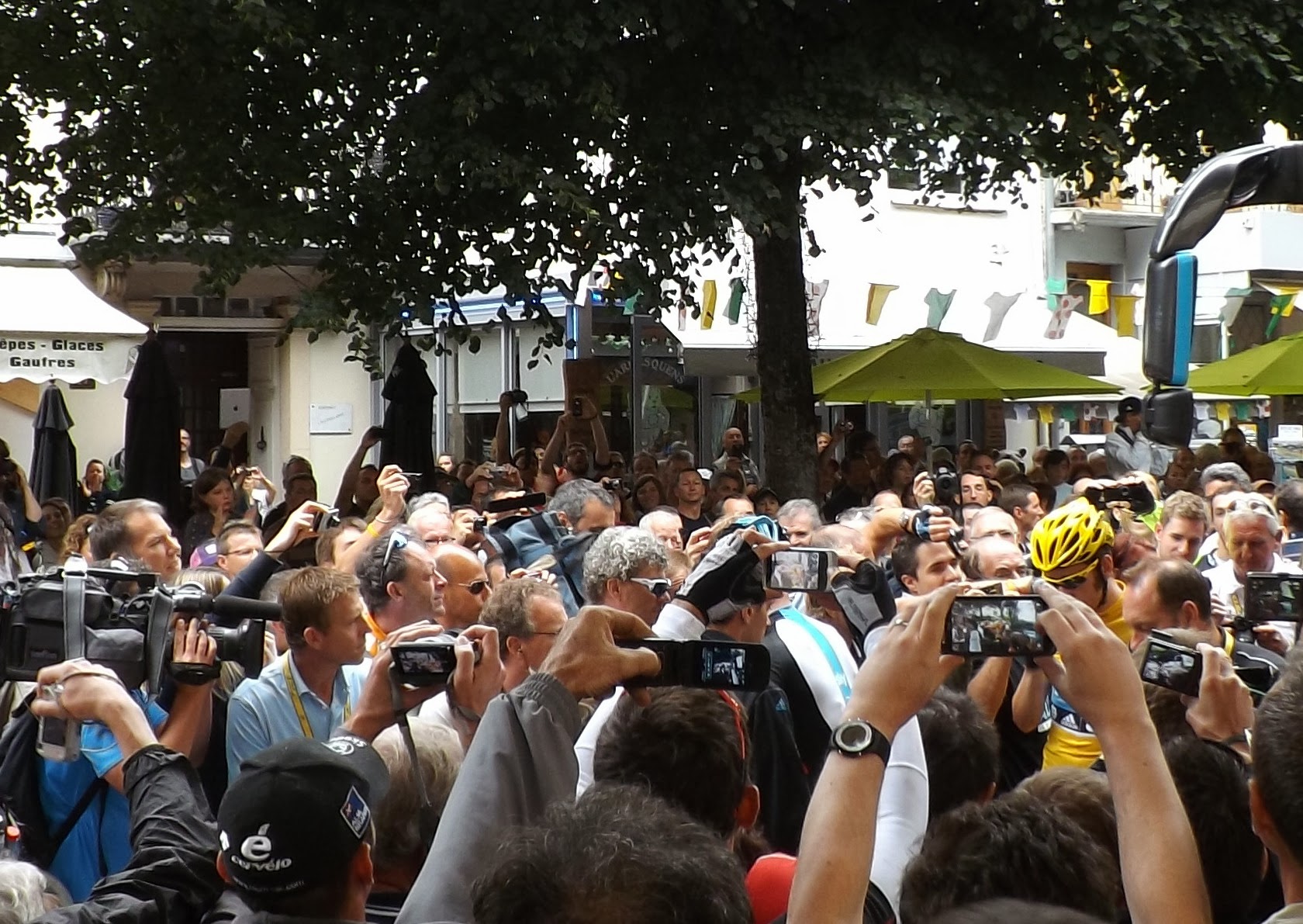 Sir Bradley Wiggins in the Yellow Jersey at the 2012 Tour de France